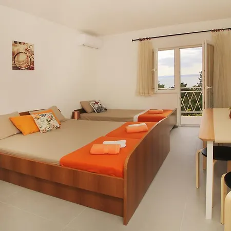 Apartment Stanicicke Baska Voda