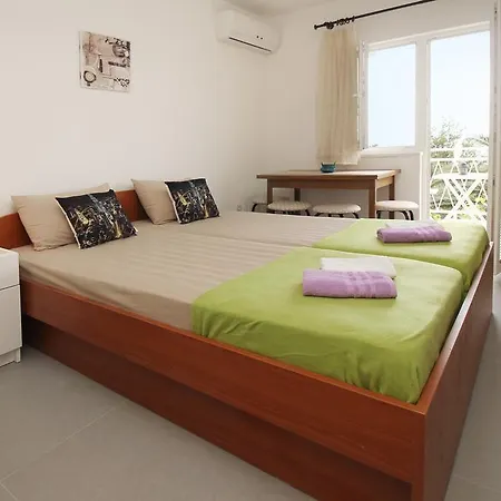 Stanicicke Apartment Baska Voda